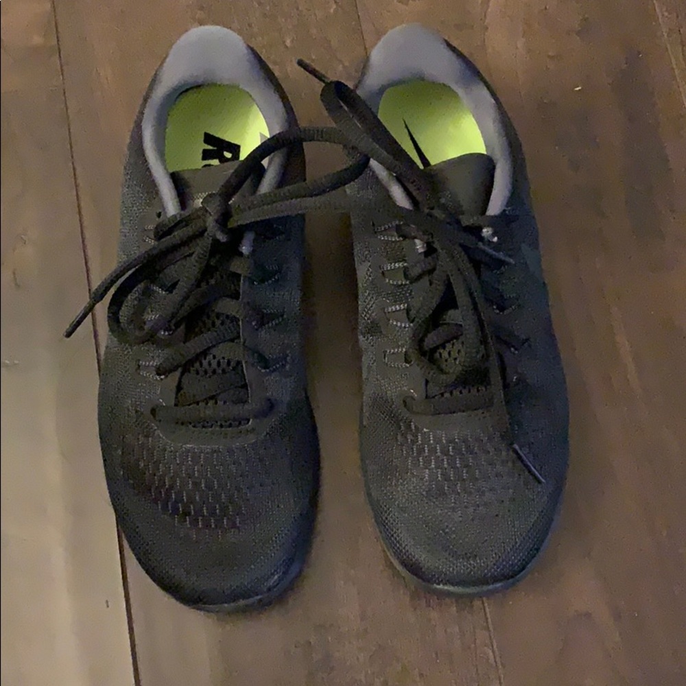 Nike Free Rn - Picture 2 of 4